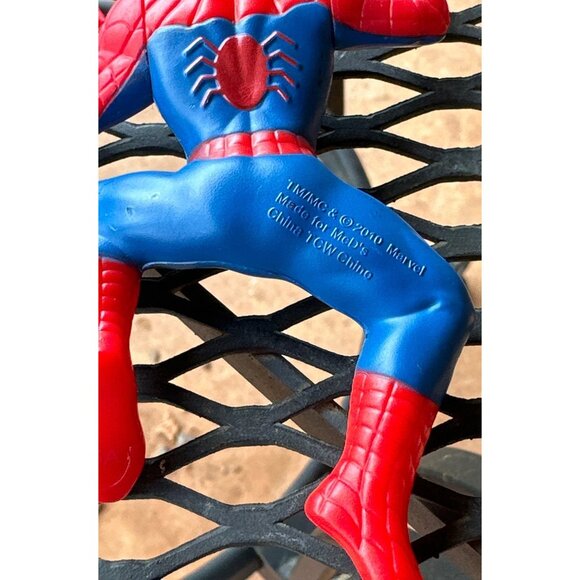 Mix Lot of 8 Marvel Plastic Collectible Toys Spiderman Hulk 1991 Wolverine (READ - Picture 4 of 13